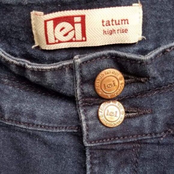 L E I Tatum Hi Rise Jean Shorts Size 5 - Picture 5 of 5
